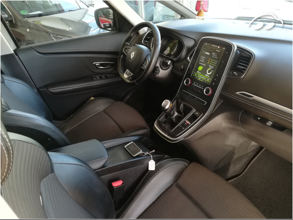 Renault Scénic 1.6 6