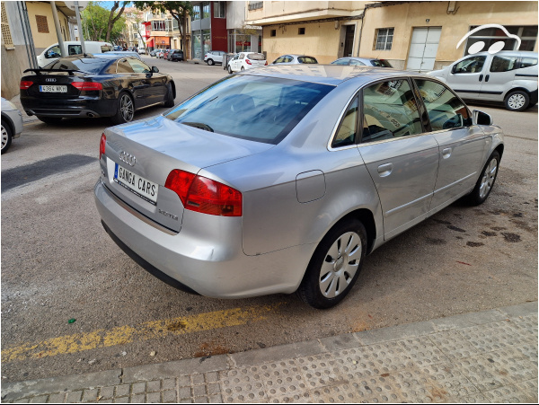 Audi A4 2.0 TDI 6