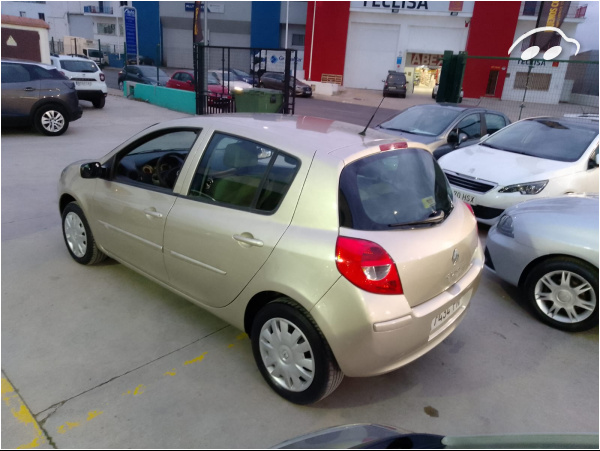 Renault Clio 1.5 DCI 4