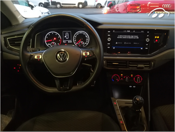 Volkswagen Polo LIMITED 4