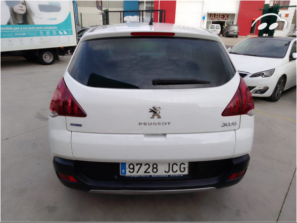 Peugeot 3008 1.6 HDI  5