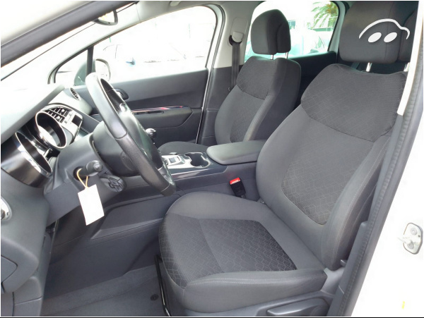 Peugeot 3008 1.6 HDI  12