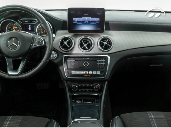 Mercedes-benz GLA 180 1.6G 122CV 12