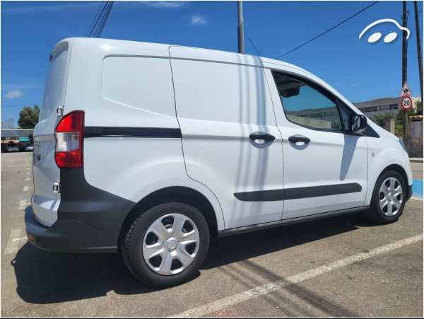 Ford Transit courier  1.0 EcoBoost  5