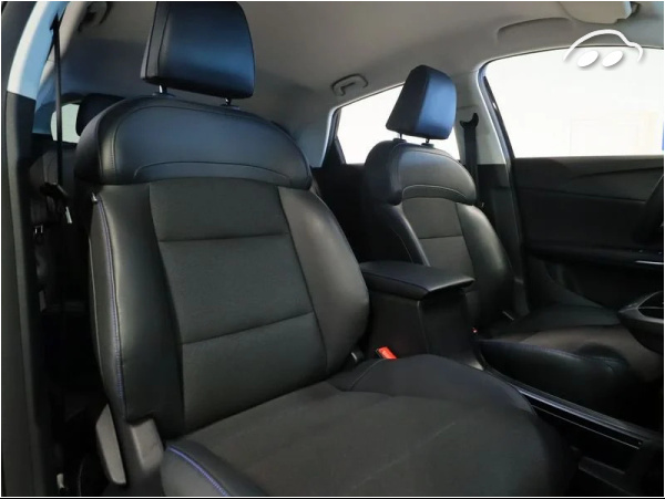 MG MG4 BEV 64 KWH LUXURY 204CV 5P 3