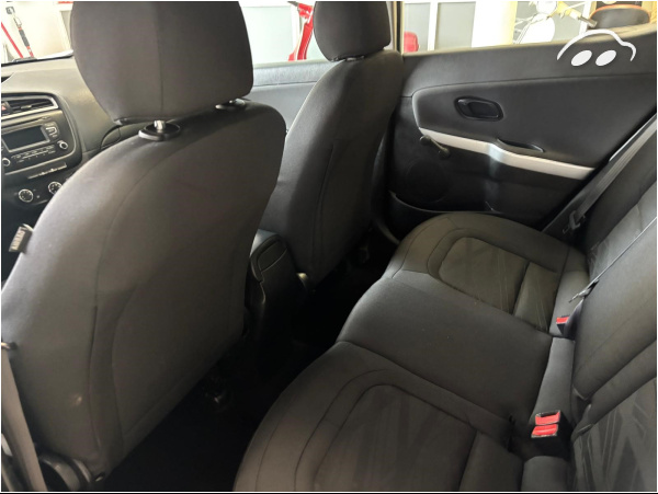 Kia Ceed  8