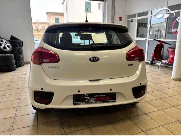 Kia Ceed  9