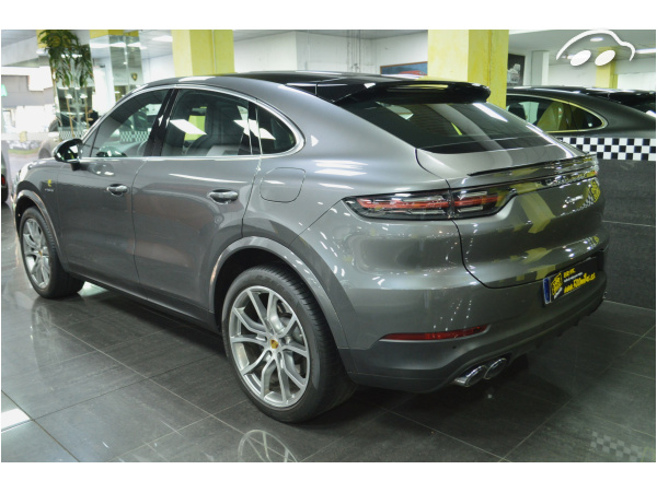 Porsche Cayenne COUPE E-HYBRID 3