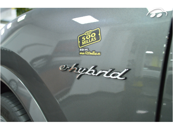 Porsche Cayenne COUPE E-HYBRID 6