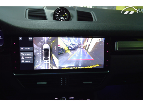 Porsche Cayenne COUPE E-HYBRID 12