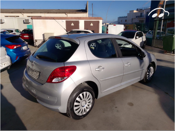 Peugeot 207 1.4  6