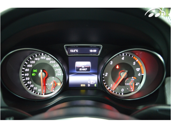 Mercedes-benz Clase GLA 200 CDI URBAN 8