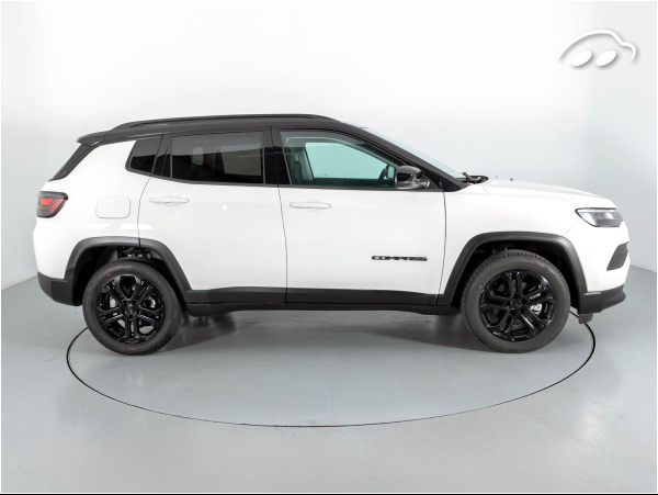 Jeep Compass 1.5 MHEV 96KW NIGHT EAGLE FWD DDCT 5P 4
