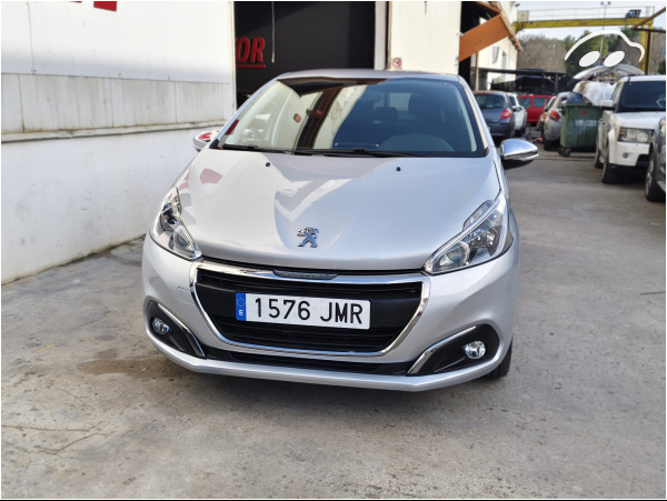 Peugeot 208 1.2 VTI 4