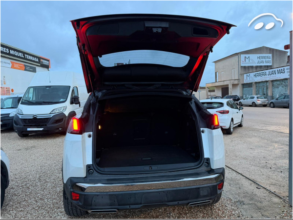 Peugeot 3008 GT BLUEHDI 180 10