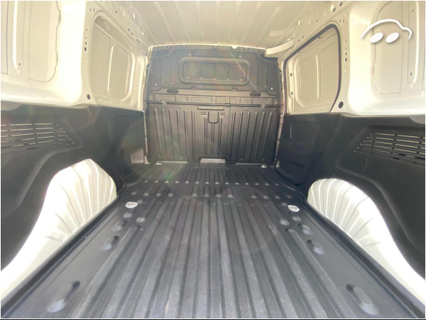 Peugeot Partner PRO 1.5 BHDI 100CV FG 4P 6