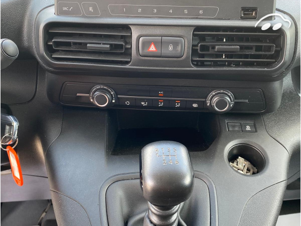 Peugeot Partner PRO 1.5 BHDI 100CV FG 4P 10