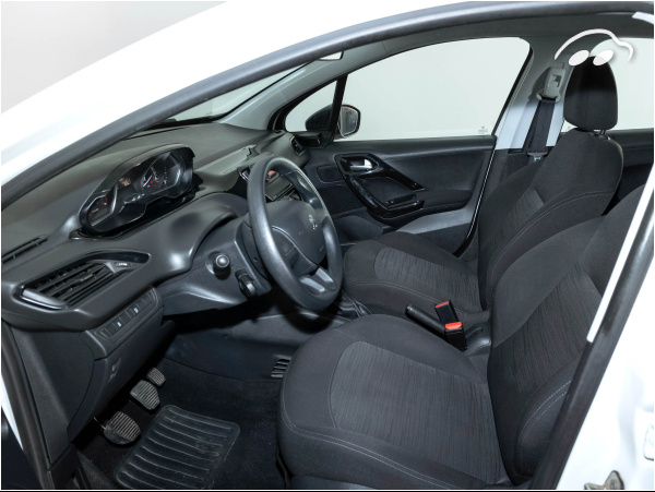 Peugeot 208 ACCES 1.6 TURBODIESEL 75CV 10