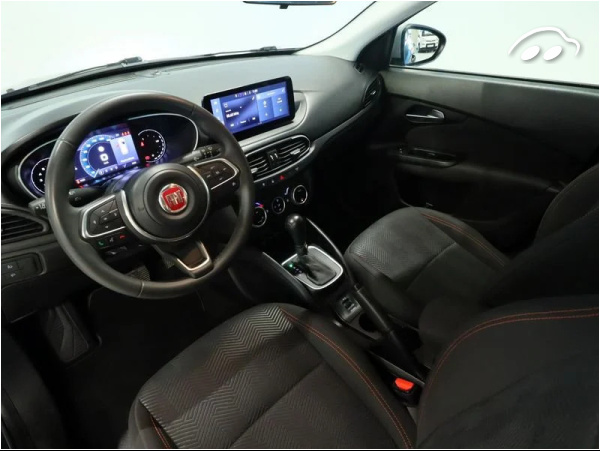 Fiat Tipo 1.5 HYBRID MHEV DCT GARMIN 130CV 5P 9