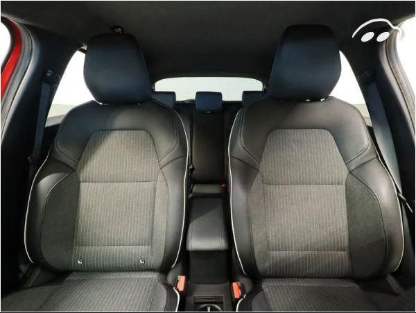 Mitsubishi Colt 1.6 160 HEV KAITEKI+ AUTO 143CV 5P 9