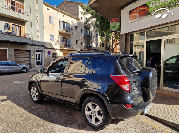 Toyota Rav4 Ejecutive 4