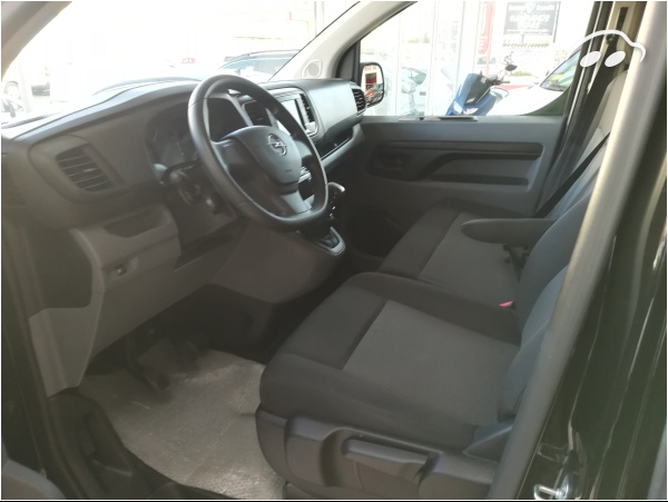Opel Vivaro talla L 9 PL 7