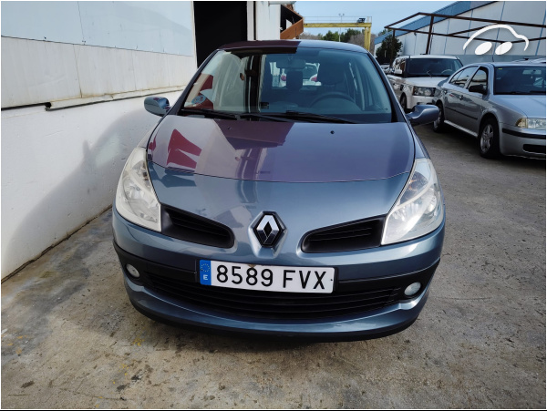 Renault Clio 1.4i 3