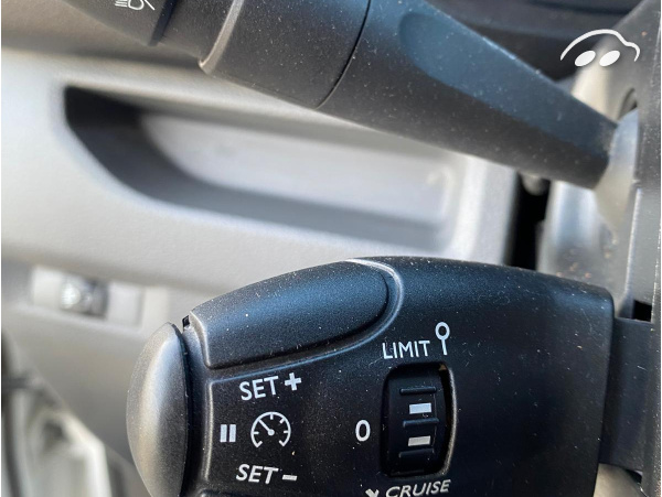 Peugeot Expert 1.5 Bhdi 120CV BACA TECHO 10