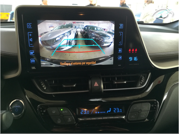 Toyota C-HR STYLE 10