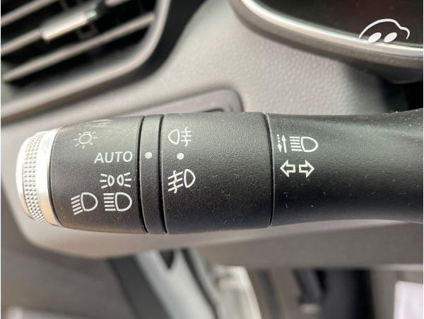 Renault Clio BUSINESS 1.0 72CV 5P 12