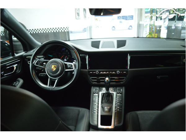 Porsche Macan 2.0 245 cv 7