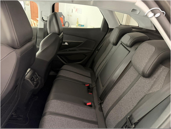 Peugeot 3008 SUV 1.5 BLUEHDI 96KW 130CV SS ALLURE 7