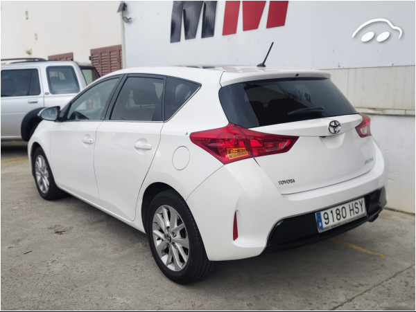 Toyota Auris 1.9 4