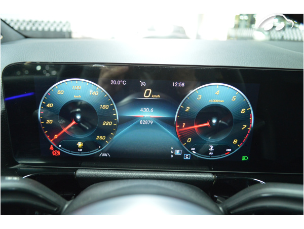 Mercedes-benz Clase GLA 200 AMG LINE 8