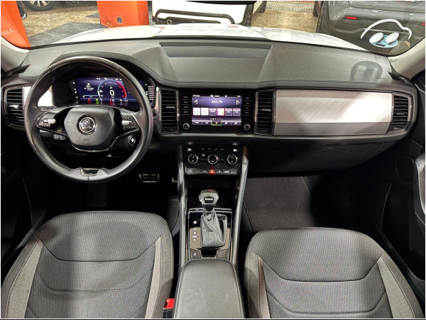 Skoda Kodiaq 2.0 TDI DSG AMBITION 7 PLAZAS 10
