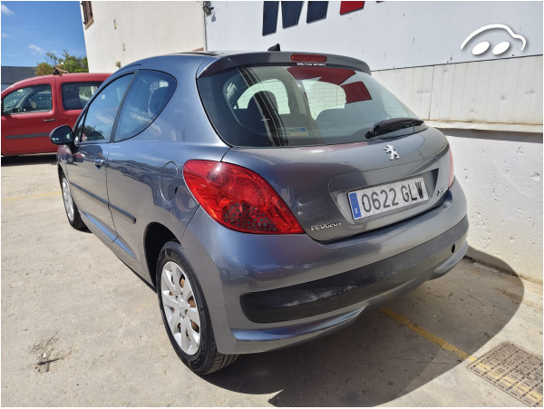 Peugeot 207 1.4 5