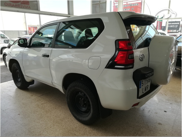 Toyota Landcruiser 150 D4D GX 2