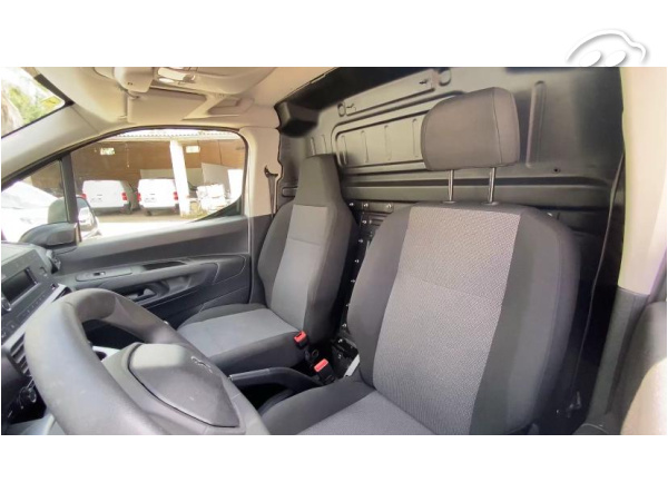 Peugeot Partner PRO 1.5 BHDI 102CV FG 4P 9