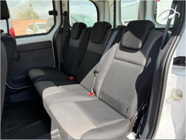 Renault Kangoo FURGON  9