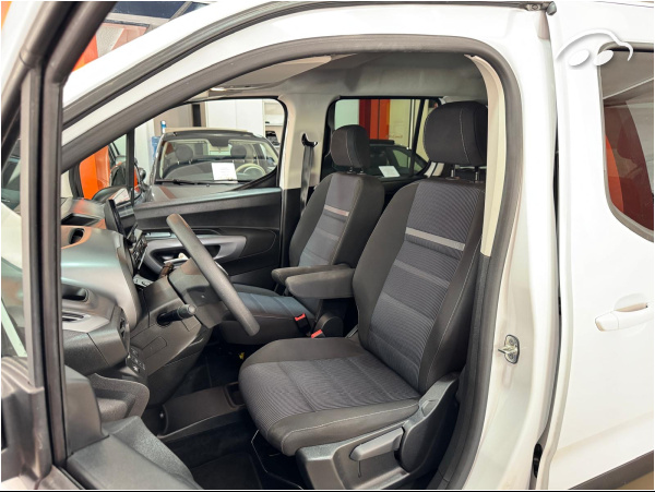 Fiat Doblo 1.5 DIESEL TALLA M  7