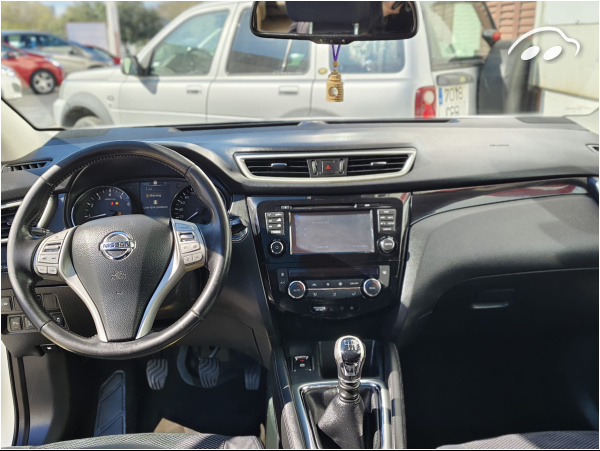 Nissan Qashqai 1.2 11