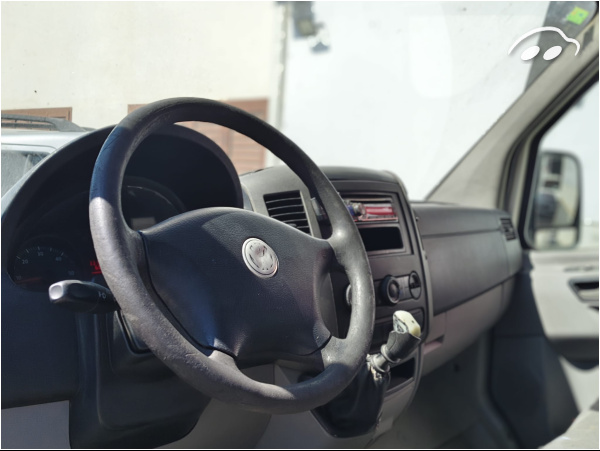 Volkswagen Crafter 2.5 8