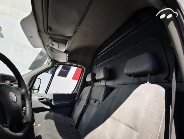 Volkswagen Crafter 2.5 9