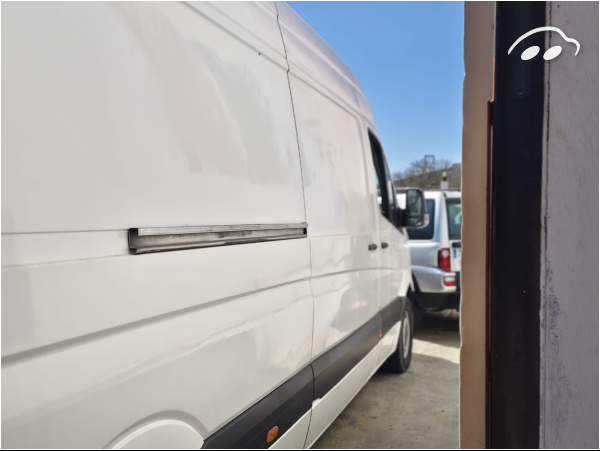 Volkswagen Crafter 2.5 12