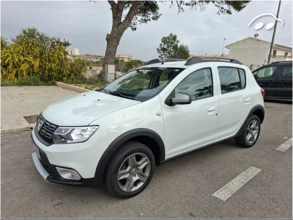Dacia Sandero  1