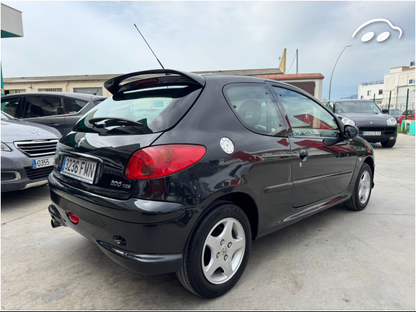Peugeot 206 1.4 HDI XS Premium  6