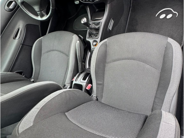 Peugeot 206 1.4 HDI XS Premium  12