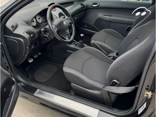 Peugeot 206 1.4 HDI XS Premium  10