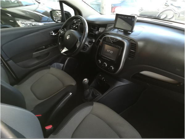 Renault Captur INTENS 6