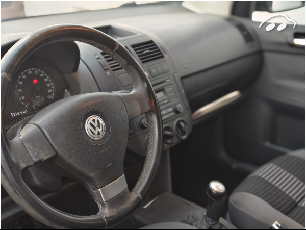 Volkswagen Polo 1.4 8